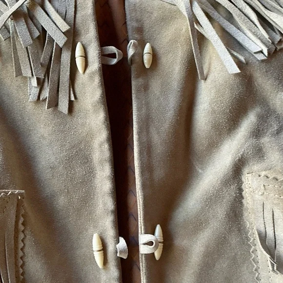 Vintage Fringed Suede Jacket - Picture 8 of 11
